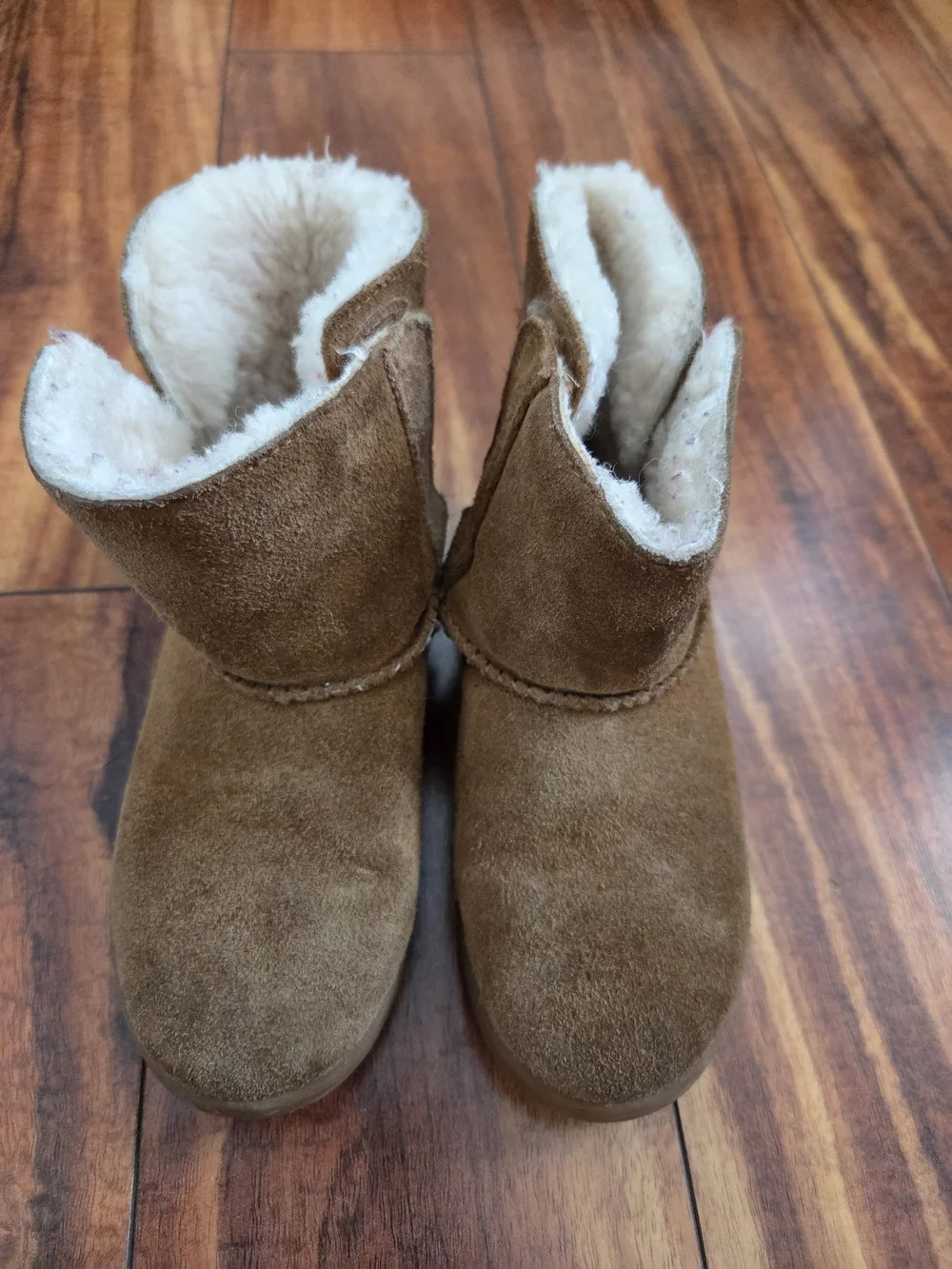 UGG Kids Chestnut Suede Shearling-Lined Booties
